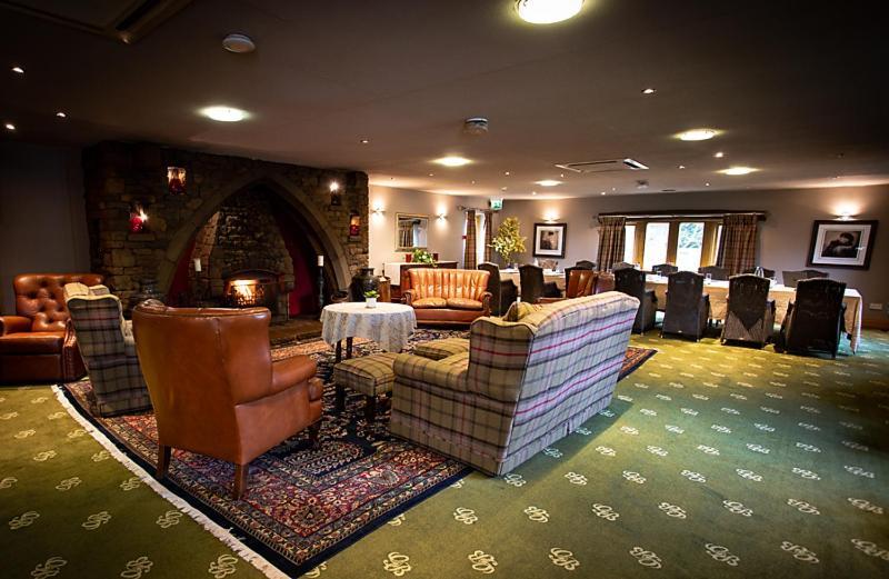 Gibbon Bridge Hotel كليثروي المظهر الخارجي الصورة